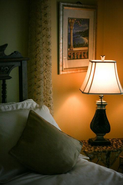Bed and Breakfast Hemingway'S By The Sea Esquimalt Exterior foto